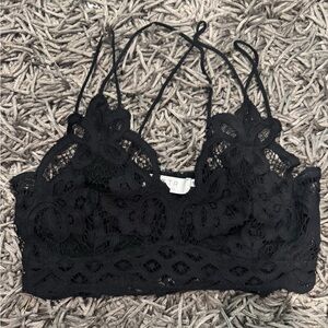🌸 Stunning Black Lace Bralette 🌸